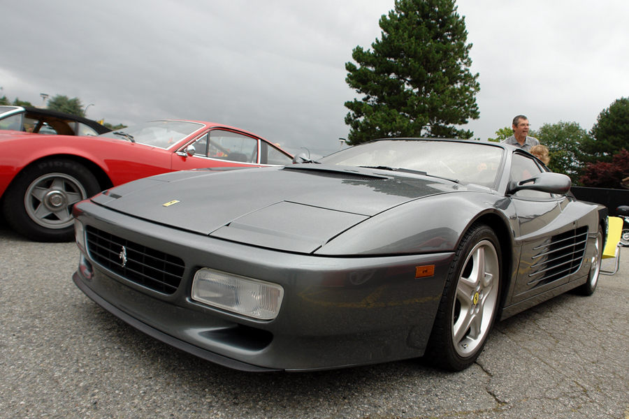 ferrari testarossa 512